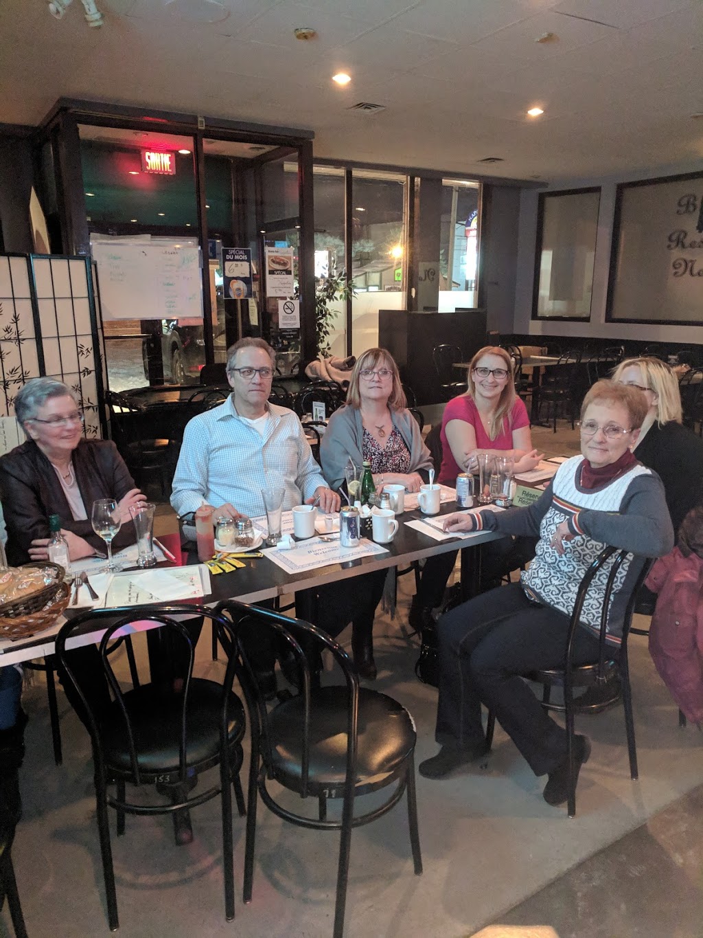 Resto-Bar Napoleon | 3200 Chemin Gascon, Terrebonne, QC J6X 3Z3, Canada | Phone: (450) 477-6251