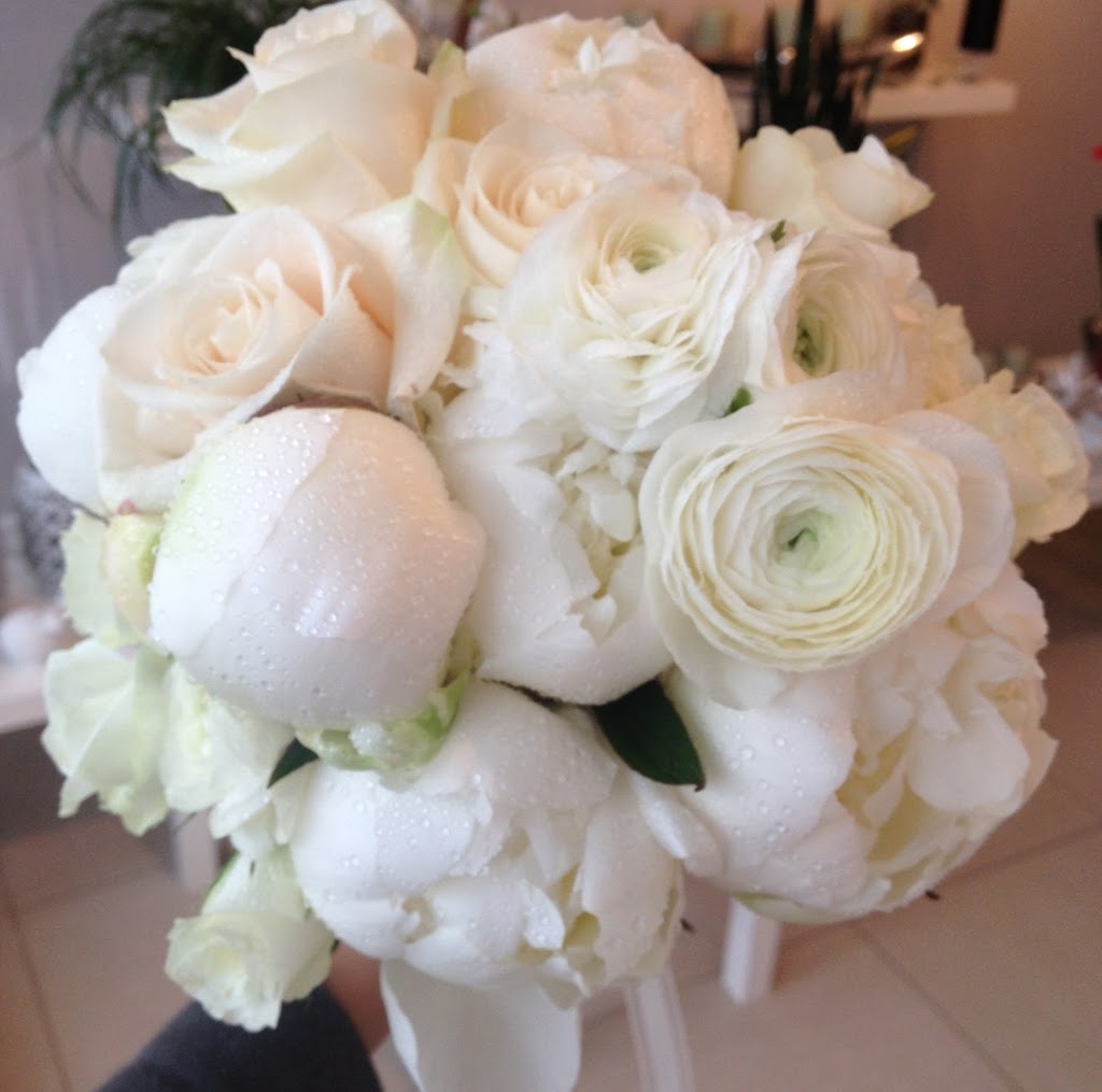 Bourgeon fleuriste | 1218 Rue Fleury E, Montréal, QC H2C 1R1, Canada | Phone: (514) 384-1616