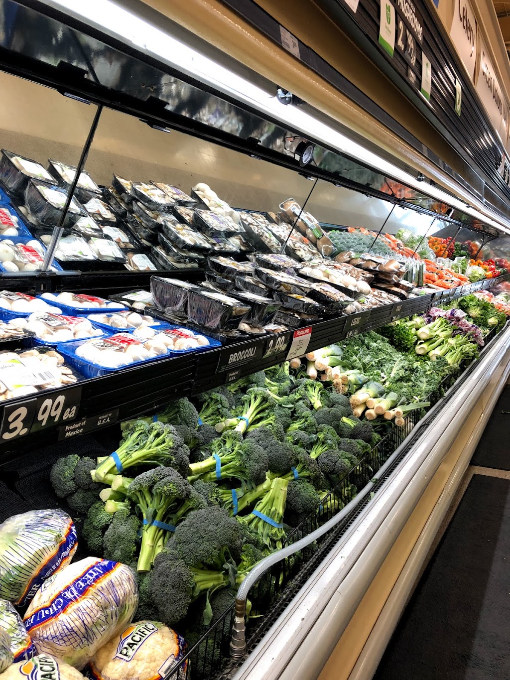Foodland - Newcastle | 131 King Ave E, Newcastle, ON L1B 1H3, Canada | Phone: (905) 987-4056