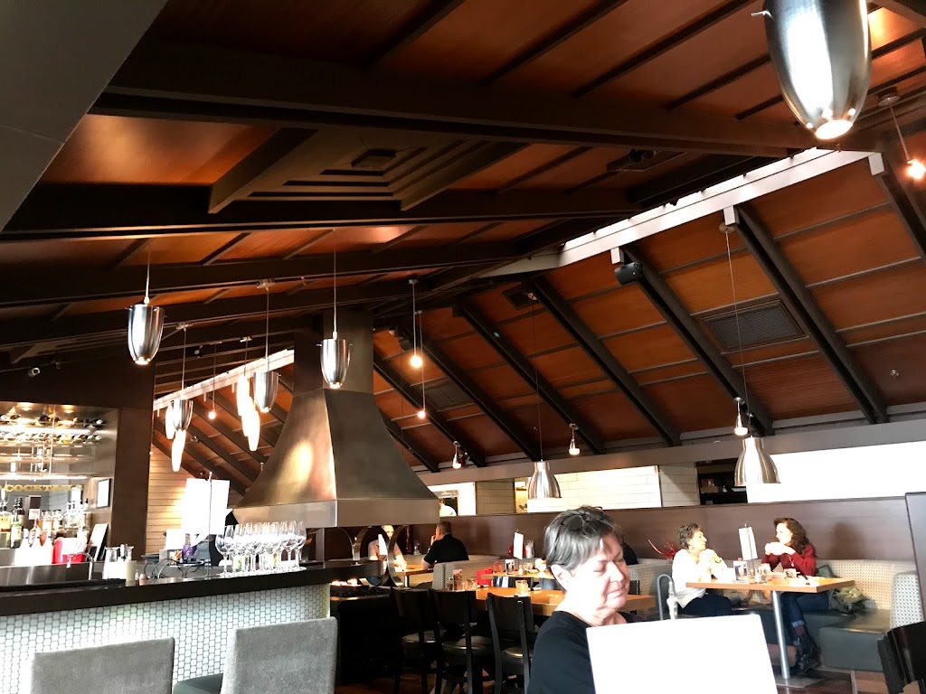 Franks on Macleod | 6920 Macleod Trail, Calgary, AB T2H 0L3, Canada | Phone: (403) 252-4365