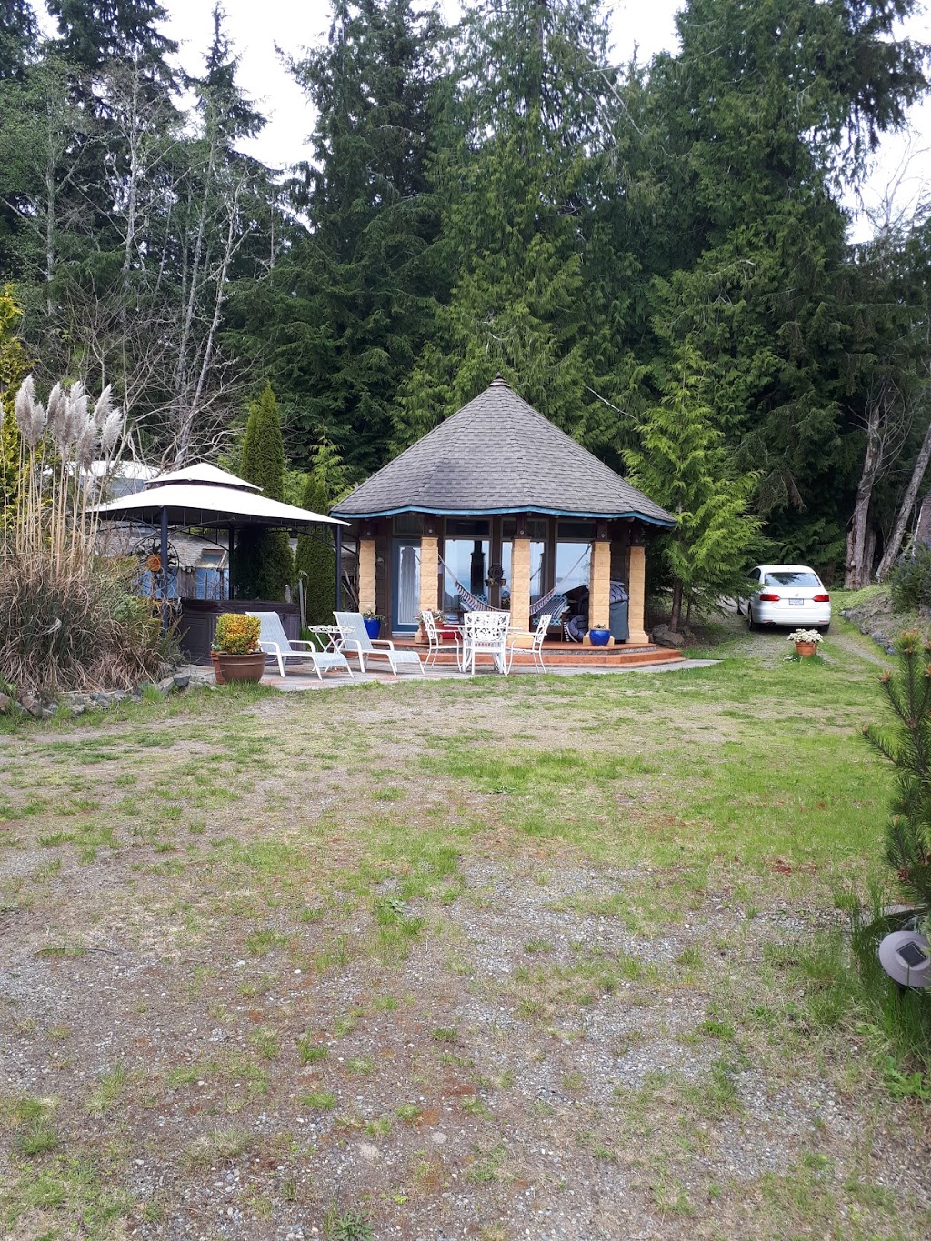 Orveas Bay Resort | Shirley, BC V9Z 1G4, Canada | Phone: (250) 646-2304