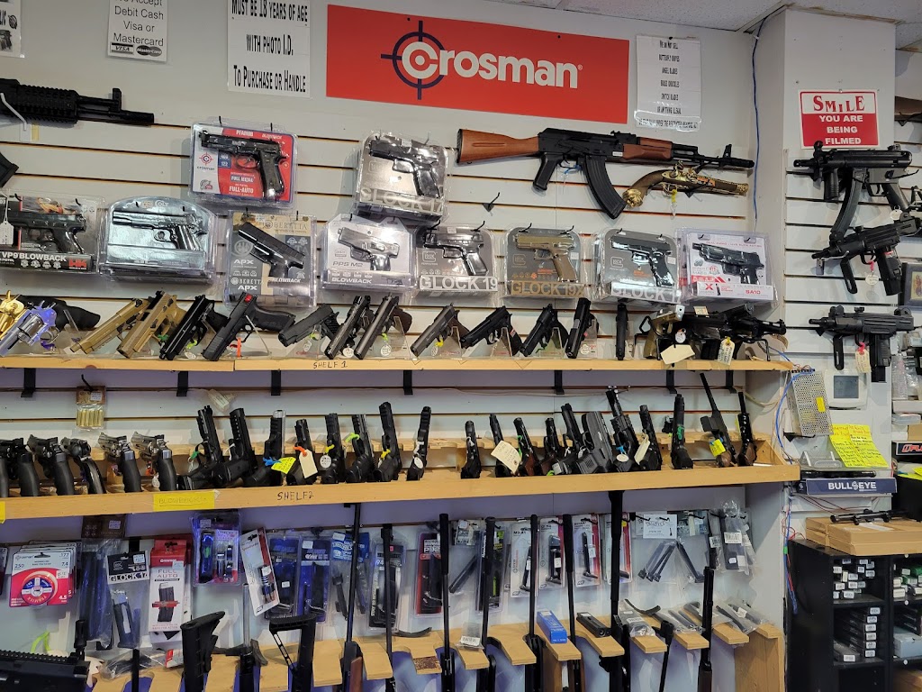 Blades4You | 119 Lakeshore Rd W, Mississauga, ON L5H 1E9, Canada | Phone: (905) 891-9493