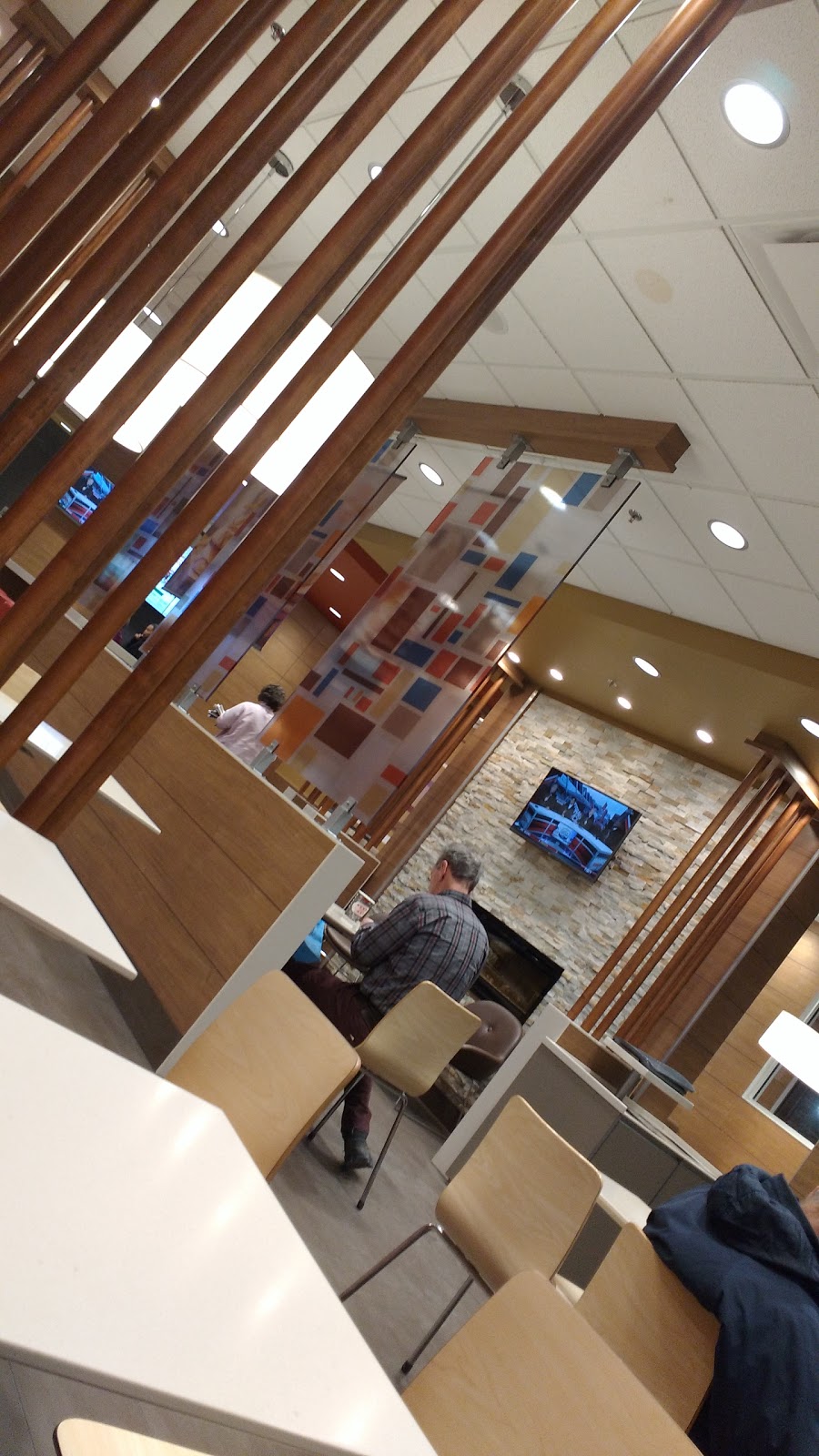 McDonalds | 1425 Regent Ave W, Winnipeg, MB R2C 3B2, Canada | Phone: (204) 949-6061