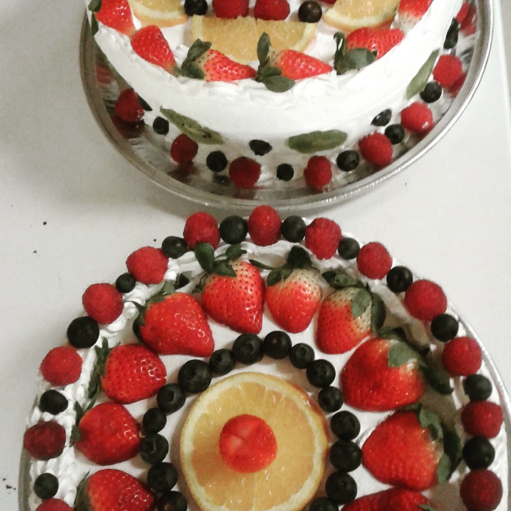 Euro Pastry & Bakery | 115 Christopher Dr, Cambridge, ON N1R 4S1, Canada | Phone: (519) 623-3280