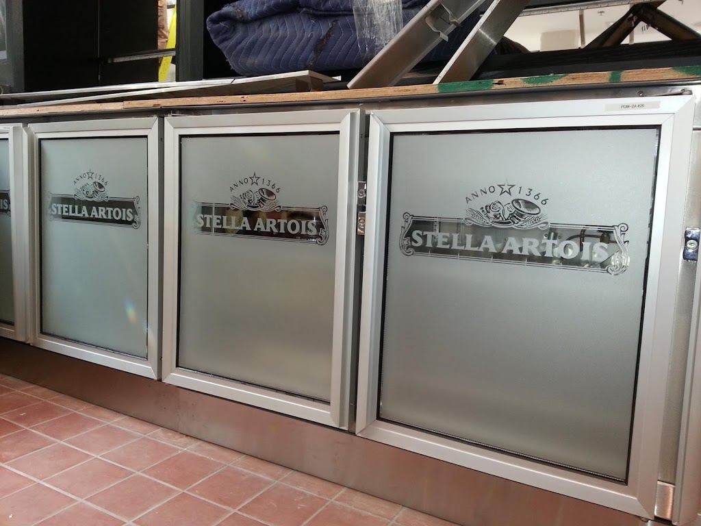 RB Lettrage | 5382 Rue Raymond, Montréal, QC H8Z 2X3, Canada | Phone: (514) 745-2228