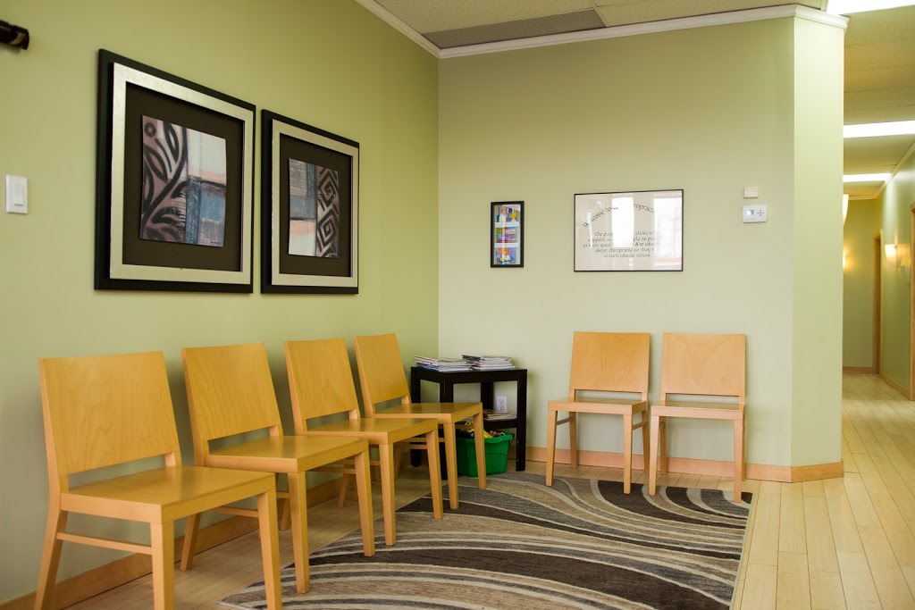 Fairway Chiropractic Centre | 5 Manitou Dr, Kitchener, ON N2C 2J6, Canada | Phone: (519) 748-5535