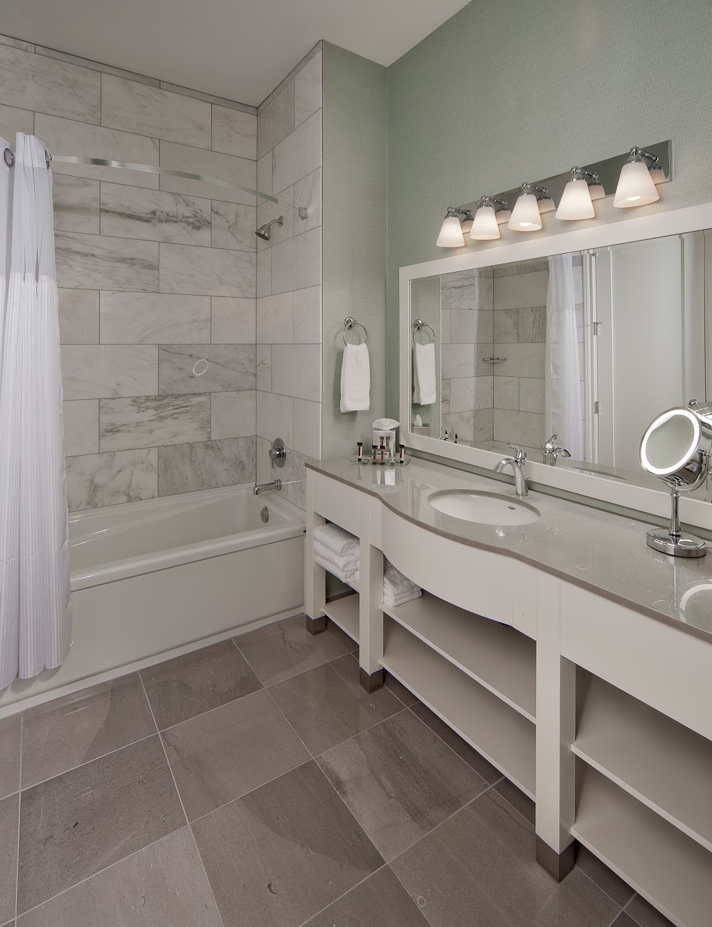 Prestige Oceanfront Resort | 6929 W Coast Rd, Sooke, BC V9Z 0V1, Canada | Phone: (250) 642-0805