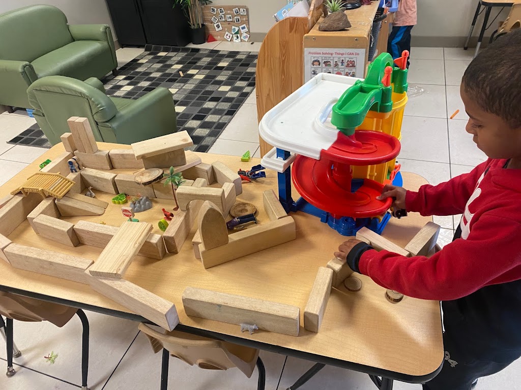 Bright Minds Daycare | 3805 49 Ave Unit 108, Stony Plain, AB T7Z 2J7, Canada | Phone: (780) 591-5190