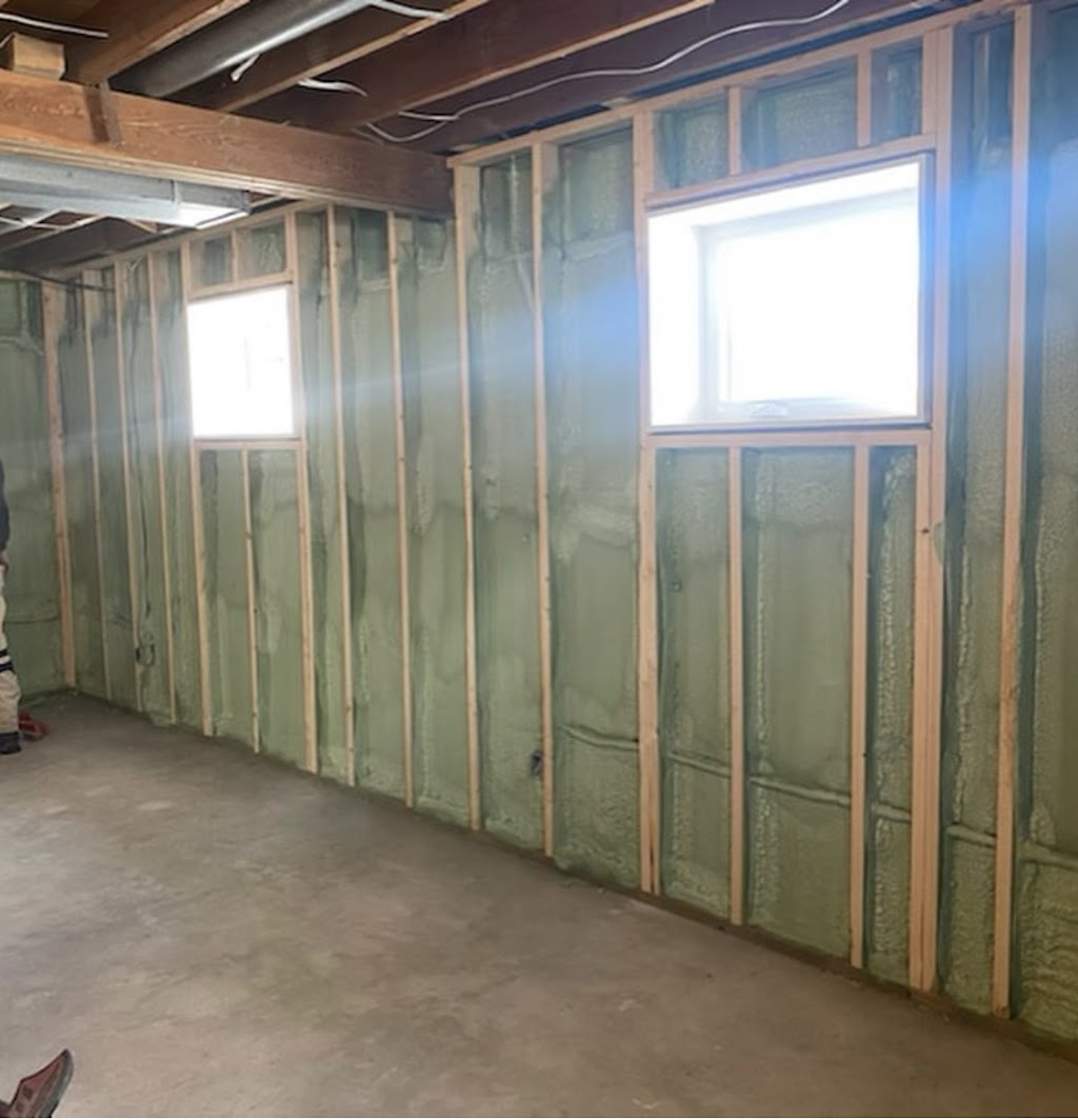 Husky Spray Foam & Insulation | 1934 Century Rd, Ottawa, ON K0A 2T0, Canada | Phone: (613) 618-0367