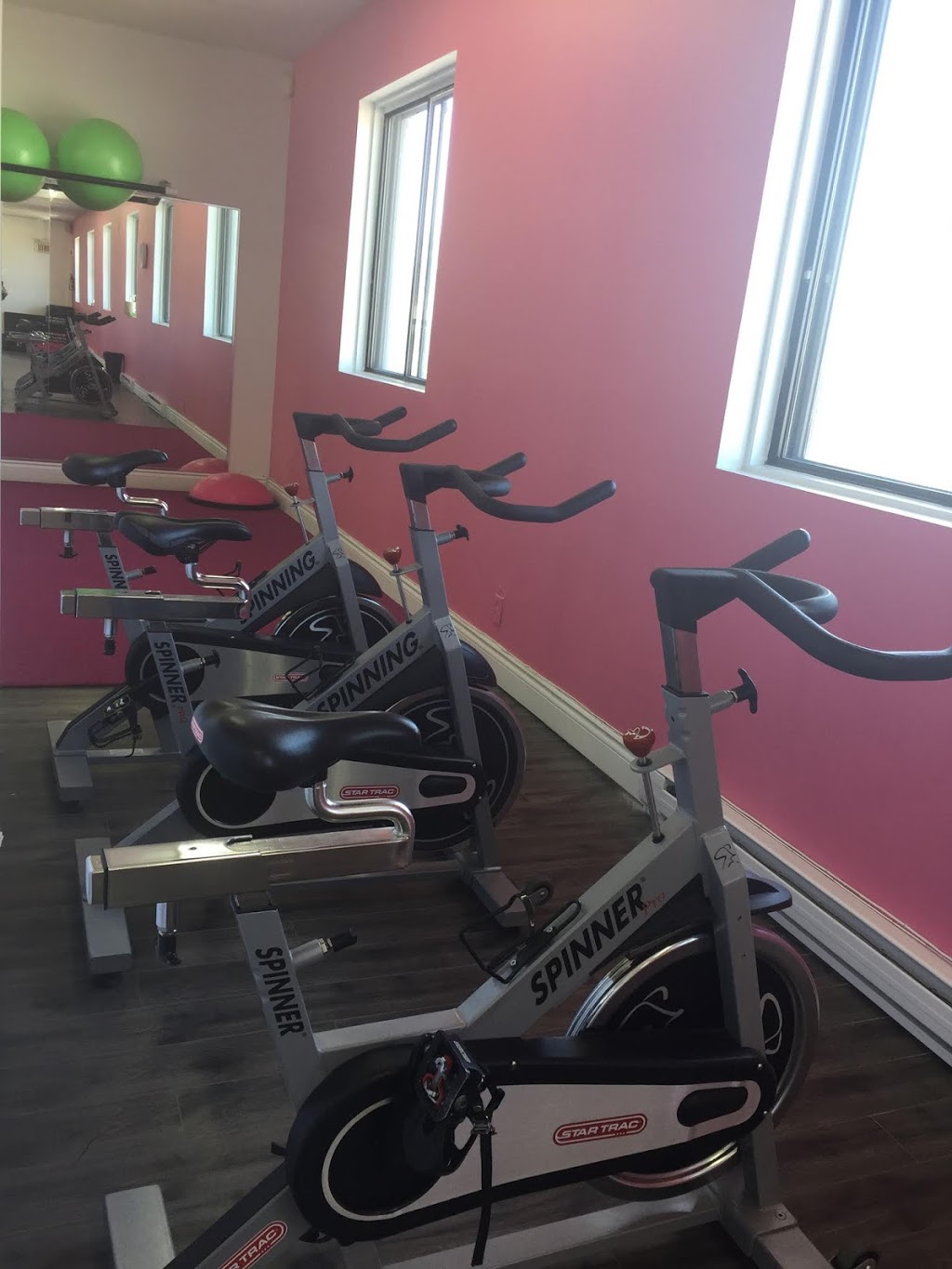 Pink Fitness | 226 Chemin des Anglais, Mascouche, QC J7L 2J5, Canada | Phone: (450) 918-7465