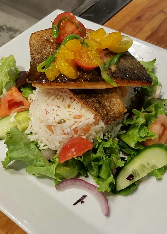 Castle Johns Pub & Restaurant | 789 King Ave E, Newcastle, ON L1B 1K8, Canada | Phone: (905) 446-5646