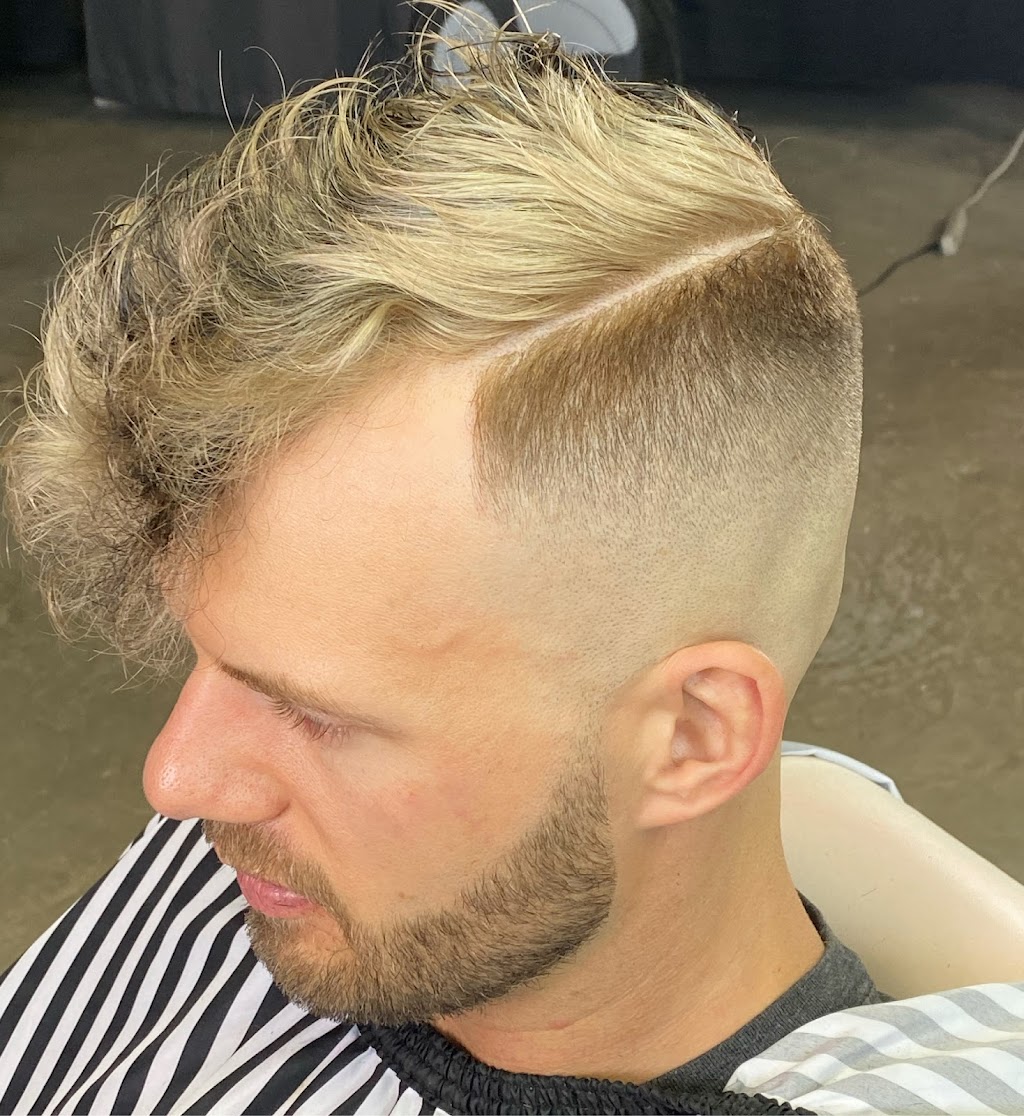 Mikes barber studio | 2421 Cassidy Way SW, Edmonton, AB T6W 3E2, Canada | Phone: (780) 807-0893