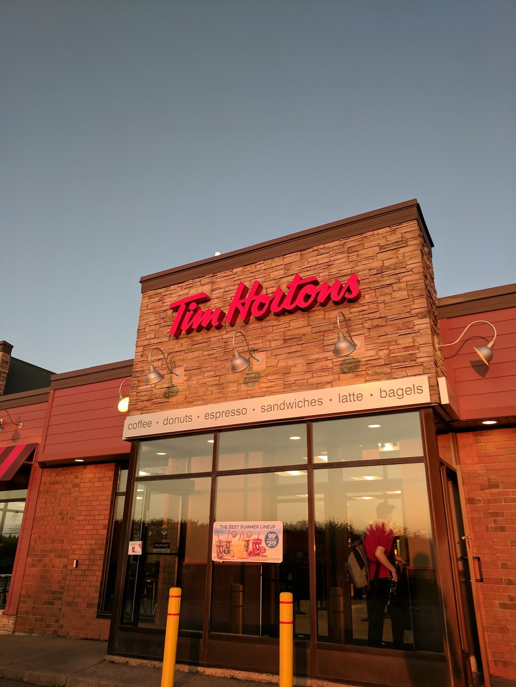 Tim Hortons | 5 Lakelands Blvd, Halifax, NS B3K 5L2, Canada | Phone: (902) 450-5000