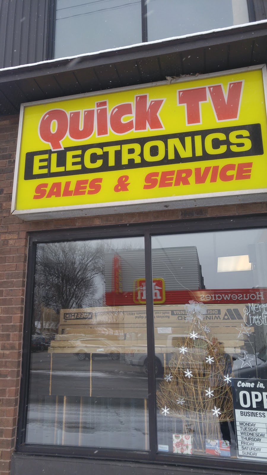 Quick TV Service & Repair | 3921 Seminole St, Windsor, ON N8Y 1Z1, Canada | Phone: (519) 945-5558