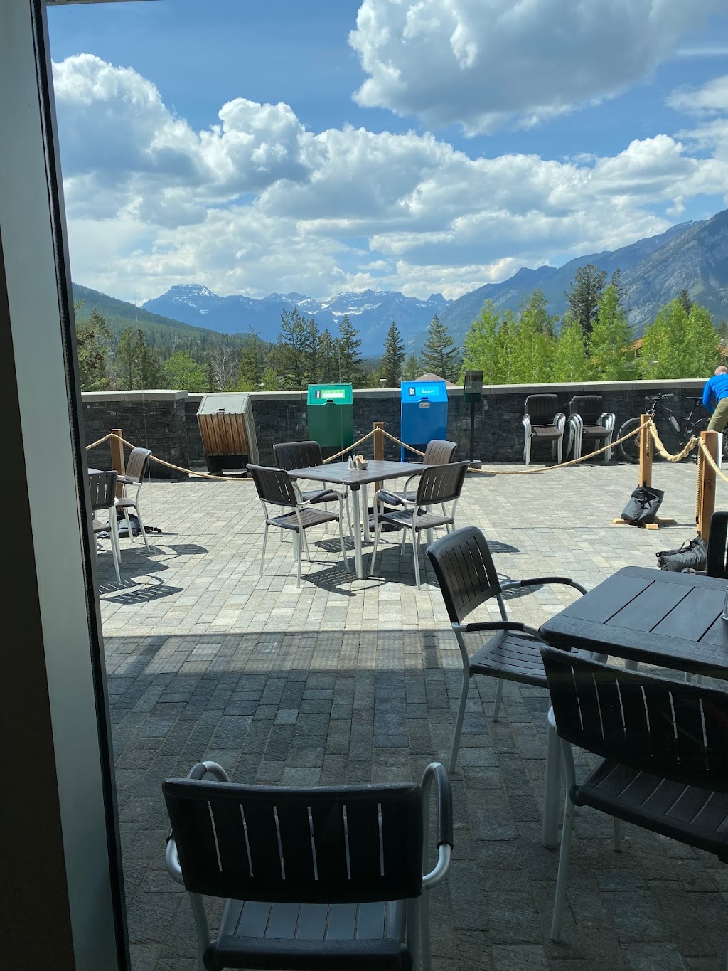 Maclab Bistro | 107 Tunnel Mountain Dr, Banff, AB T1L 1H5, Canada | Phone: (403) 762-6141