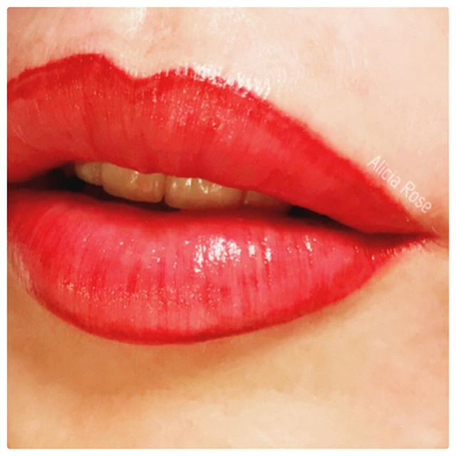 Jennys waxing and semi permanent makeup | 14915 107 Ave, Edmonton, AB T5P 0X8, Canada | Phone: (587) 408-8441