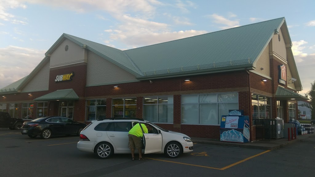 Restaurant SUBWAY | 495 Rue Laurier, Saint-Apollinaire, QC G0S 2E0, Canada | Phone: (418) 881-1505