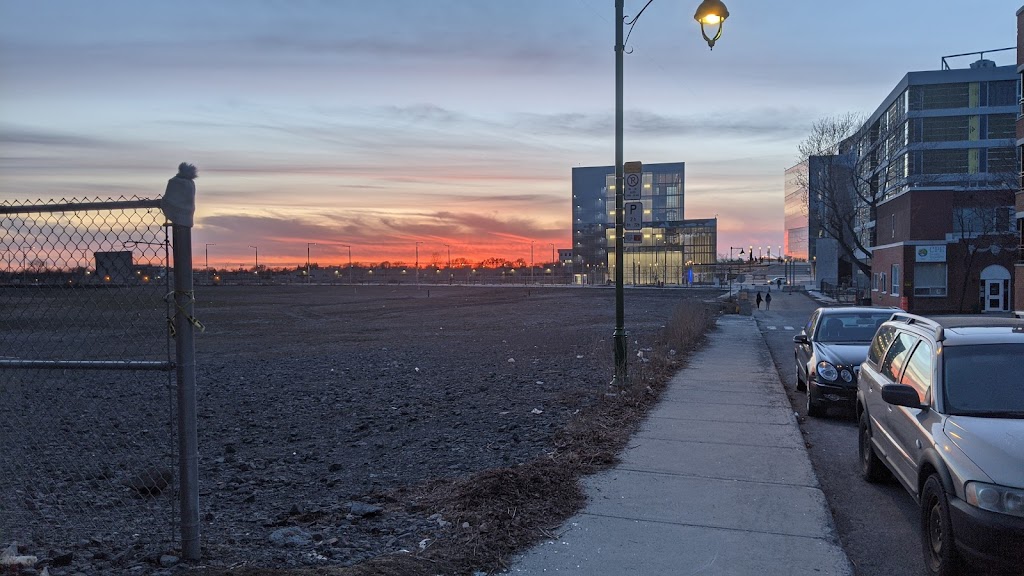 John F.-Kennedy Park | Av. Ducharme, Montréal, QC H2V 3N5, Canada | Phone: (514) 872-0311