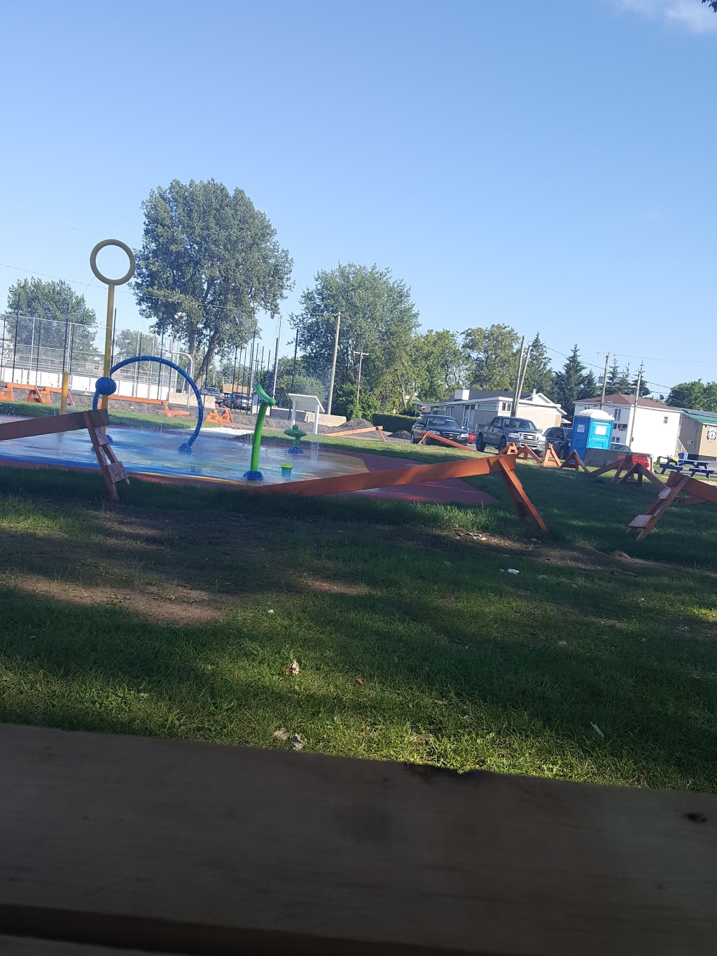 Orville Standup Memorial Park | 1882 River Rd, Kahnawake, QC J0L 1B0, Canada | Phone: (450) 638-0500