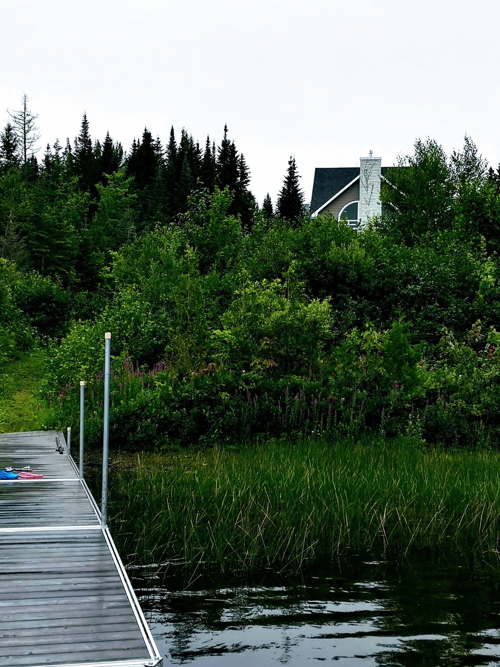 Chalet LEtchemin sur le Lac | 101 Chemin Dupont, Lac-Etchemin, QC G0R 1S0, Canada | Phone: (581) 500-3042