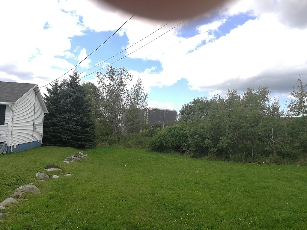 Bonnie Brae Trailer Park | 70 Everette St, Dartmouth, NS B2W 1E4, Canada | Phone: (902) 435-5976