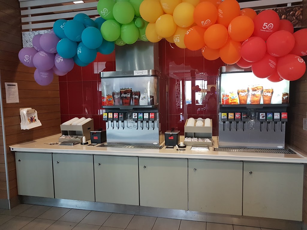 McDonalds | 7505 Grande Allée, Brossard, QC J4Z 0E3, Canada | Phone: (450) 678-9200