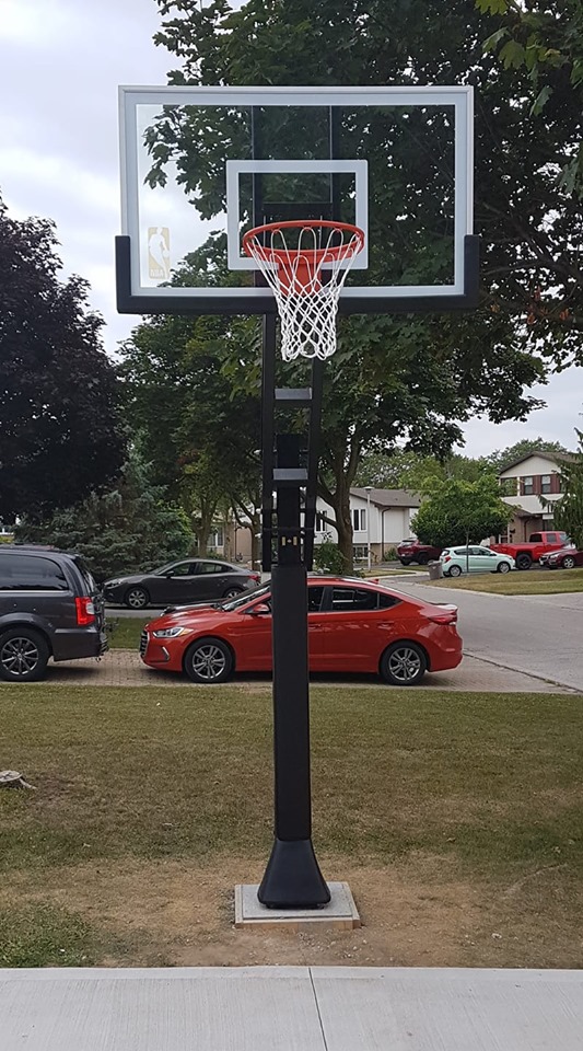 DIY Court Canada | 1515 Matheson Blvd E Unit C1, Mississauga, ON L4W 2P5, Canada | Phone: (833) 287-3492