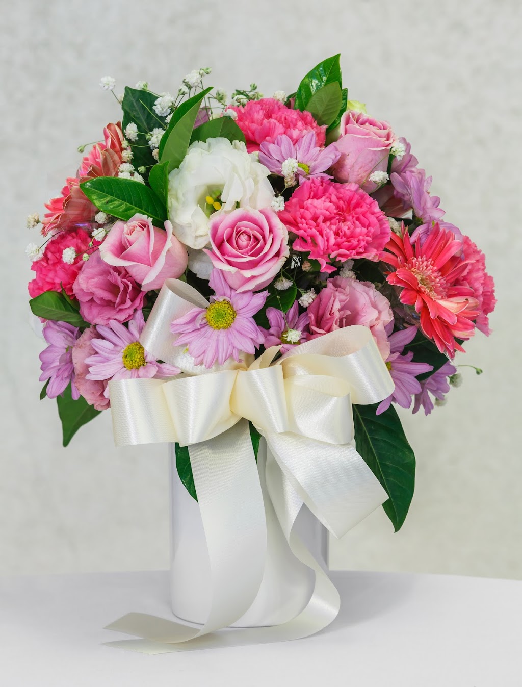 Roses & Flowers Florist | Lougheed Hwy @, 207 St, Maple Ridge, BC V2X 2R2, Canada | Phone: (778) 381-6226