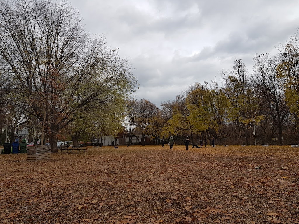 Merrill Bridge Road Park | 1 E Lynn Ave, Toronto, ON M4C, Canada | Phone: (416) 392-2489