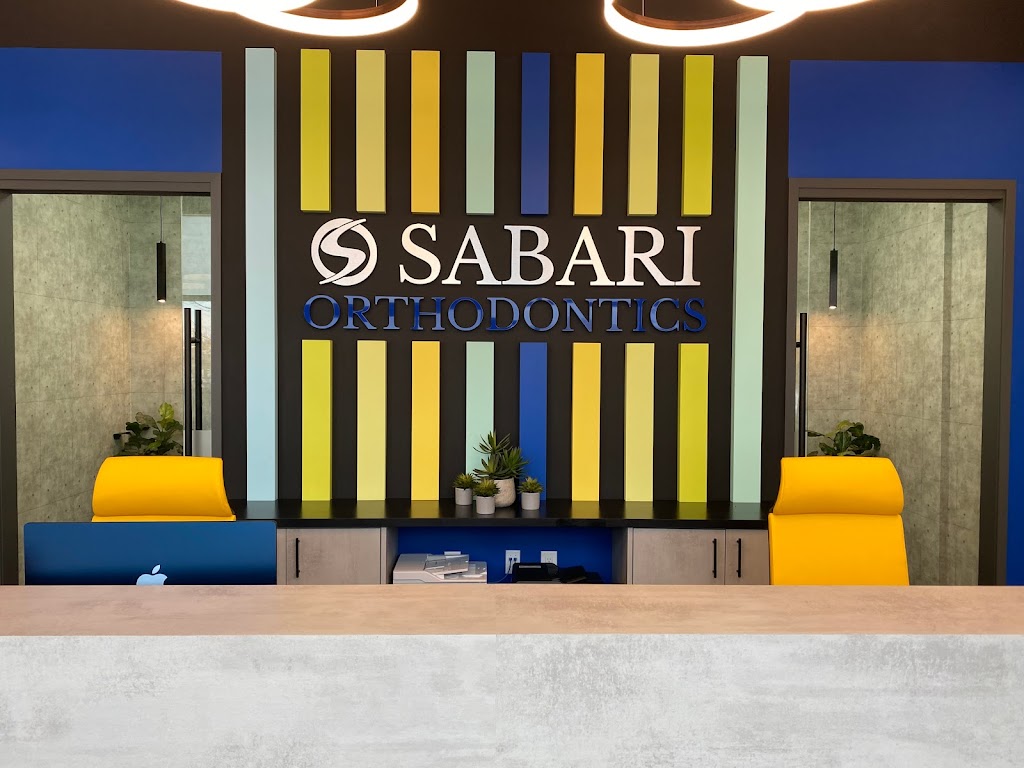 Sabari Orthodontics | 465 Holland St W, Bradford, ON L3Z 0C1, Canada | Phone: (905) 775-0077