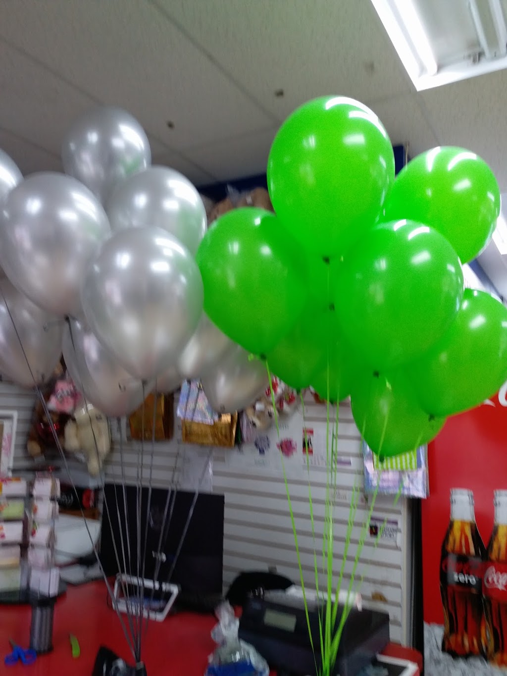 Bayview Fancy Flowers | 1213 Bayview Ave, Toronto, ON M4G 2Z8, Canada | Phone: (647) 347-2566