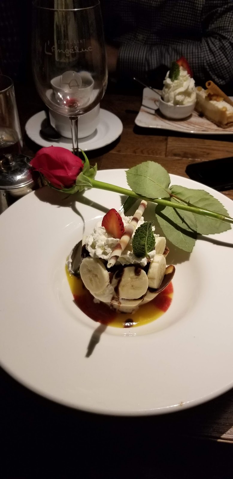 Restaurant LAngéluc | 480 Rue Saint-Denis, Saint-Alexandre, QC J0J 1S0, Canada | Phone: (450) 346-4393