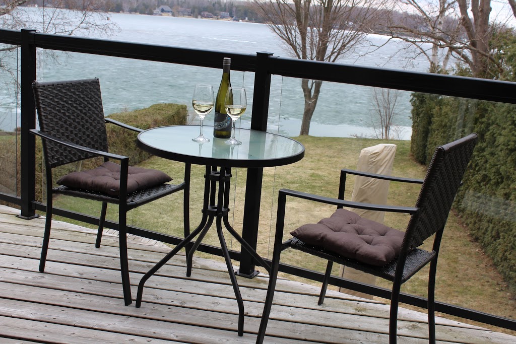 Waters Edge Bed and Breakfast | 2679 Lakeshore Rd E, Hawkestone, ON L0L 1T0, Canada | Phone: (705) 242-0117