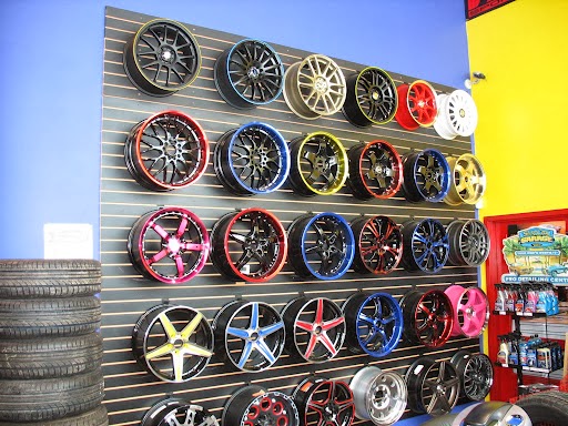 Revolution Wheel & Tire | 215 Mapleview Dr E, Barrie, ON L4N 9H3, Canada | Phone: (705) 719-4500
