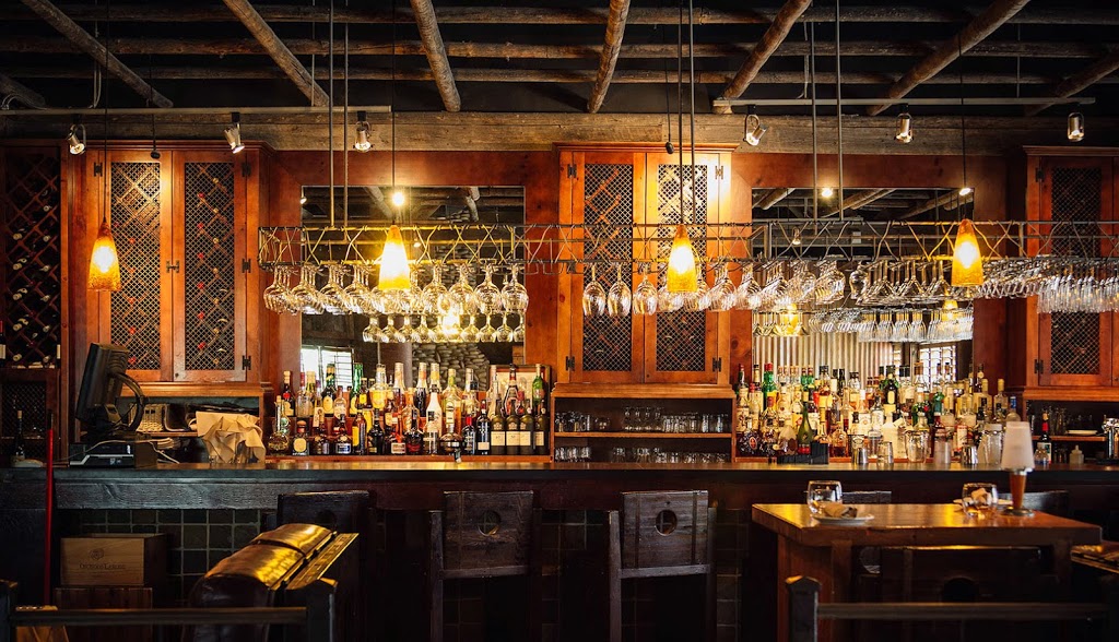 Levilla Restaurant | 1851 Sirocco Dr SW, Calgary, AB T3H 2Y3, Canada | Phone: (403) 217-9699