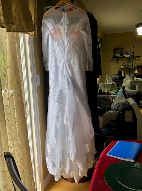 Alteration Mirna & Embroidery | Glover Rd #50, Langley, BC V2Y 0S3, Canada | Phone: (604) 530-3152