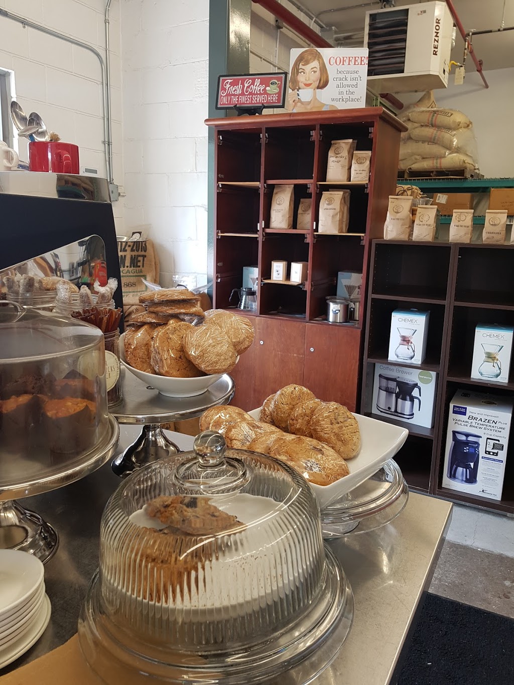 Fair Grounds Organic Café & Roastery | 1106 Ogden Ave, Mississauga, ON L5E 1K3, Canada | Phone: (905) 990-6100
