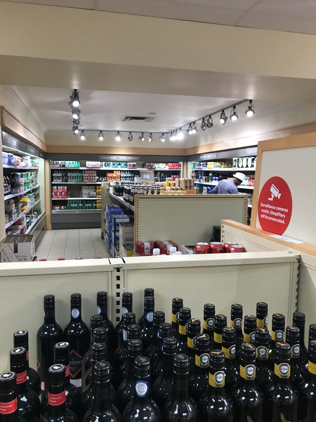 LCBO | 25 Hillcrest Ave, Mississauga, ON L5B 1K5, Canada | Phone: (905) 279-6837