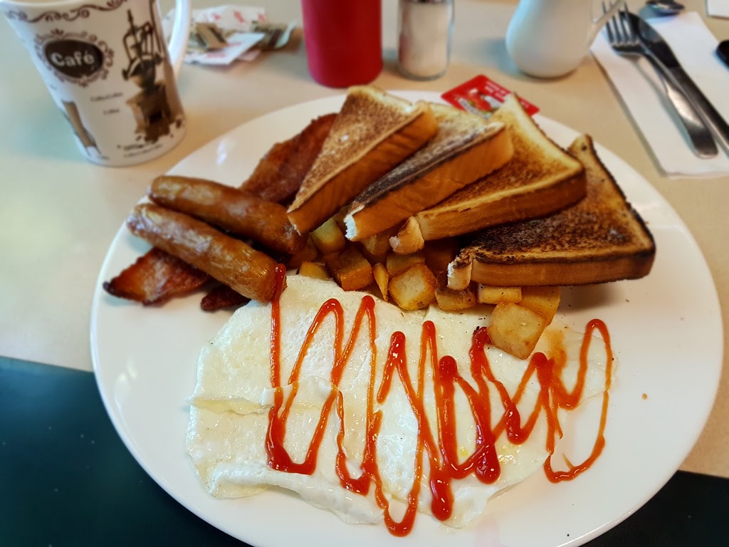 Dean Michaels Griddlehouse | County Rd. 59 North, 594746, R.R#4, Woodstock, ON N4S 7V8, Canada | Phone: (519) 456-5064