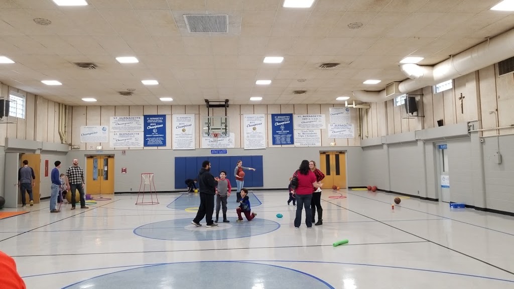 St Bernadettes RC Church | 5930 S Abbott Rd, Orchard Park, NY 14127, USA | Phone: (716) 649-3090