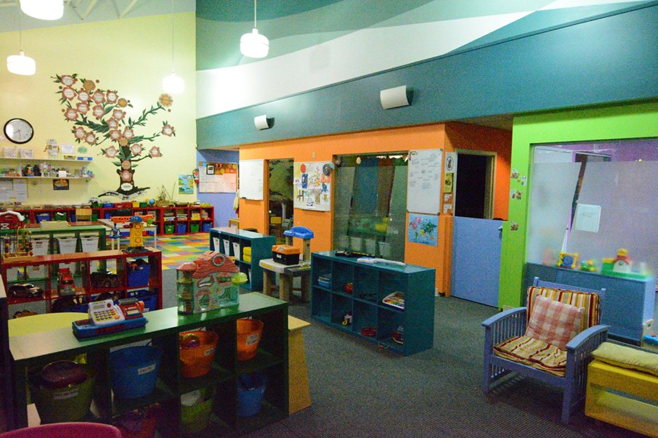 Tiny Tots Daycare & Preschool | 2748 37 Ave NE, Calgary, AB T1Y 5L3, Canada | Phone: (403) 457-4748