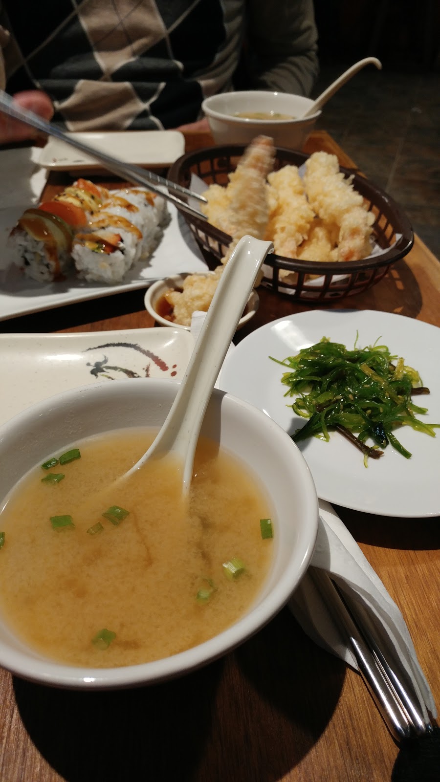 Magic Sushi - McPhillips | 272 McPhillips St, Winnipeg, MB R3E 2K8, Canada | Phone: (204) 772-0016