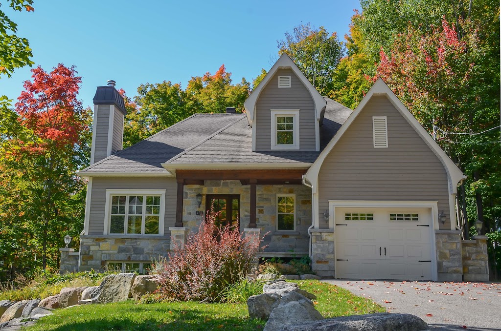 Les Constructions Raymond et Fils | 14243 Bd du Curé-Labelle, Mirabel, QC J7J 1M2, Canada | Phone: (450) 979-4847