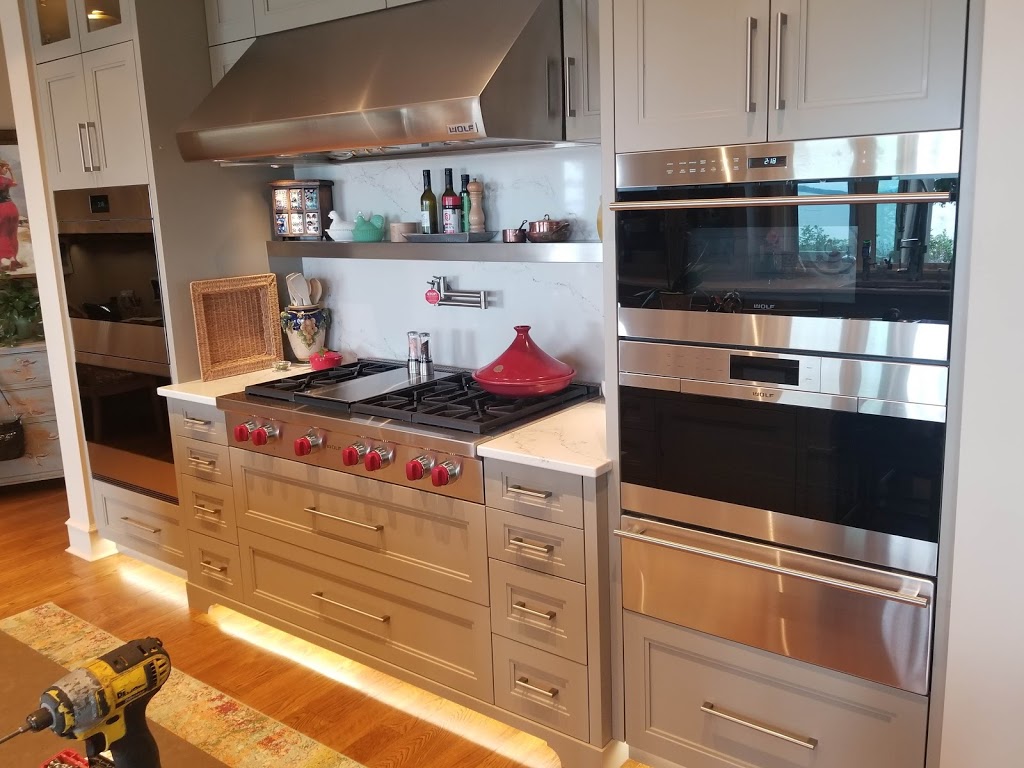 Coast Appliances - Victoria | 736 Cloverdale Ave, Victoria, BC V8X 2S7, Canada | Phone: (250) 475-0277