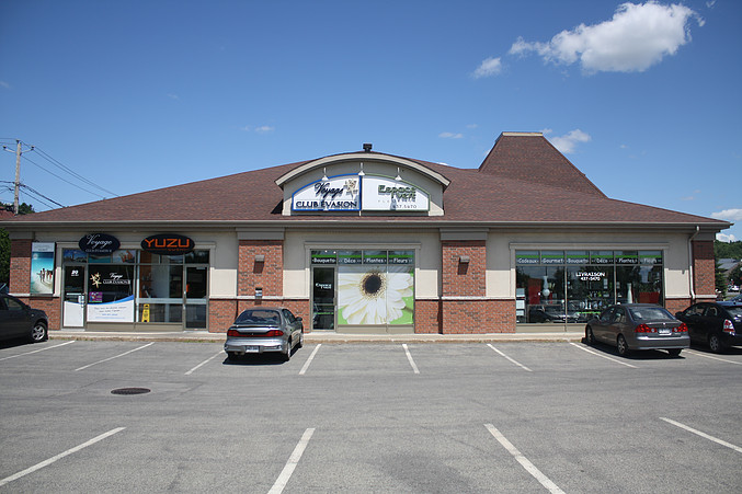 Espace Vert Fleuriste Inc | 20 Boulevard des Châteaux, Blainville, QC J7B 1Z8, Canada | Phone: (450) 437-5470