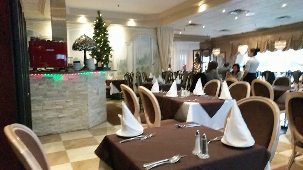 La Scala | 2601 Matheson Blvd E, Mississauga, ON L4W 5A8, Canada | Phone: (905) 629-8686