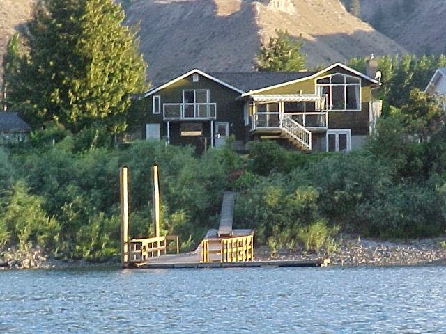 Riverside Bed & Breakfast | 2664 Thompson Dr, Kamloops, BC V2C 4L4, Canada | Phone: (888) 400-1043