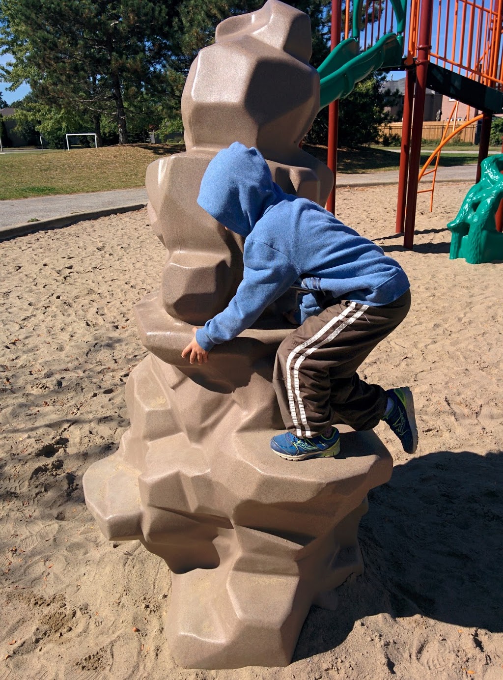 Harvie Park | 265 Harvie Rd, Barrie, ON L4N 8J5, Canada | Phone: (705) 424-7049