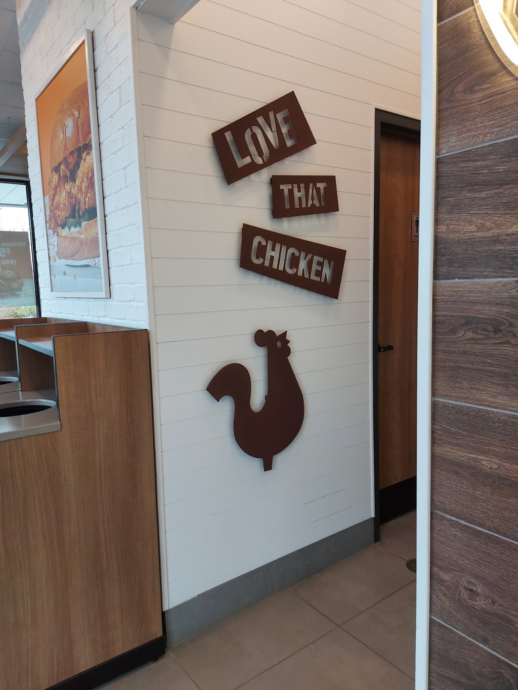 Popeyes Lousiana Kitchen | 4391 King St E, Kitchener, ON N2P 2G1, Canada | Phone: (519) 650-4343