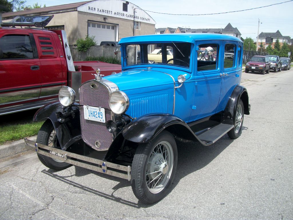 Fawcett Motor Carriage Company | 106 Palmerston Ave, Whitby, ON L1N 3E5, Canada | Phone: (905) 686-1412